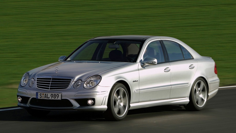 Mercedes-Benz E 63 AMG Saloon. Выпускается с 2002 года. Одна базовая комплектация. Цена 5 500 000 руб.Двигатель 6.2, бензиновый. Привод задний. КПП: автоматическая.
