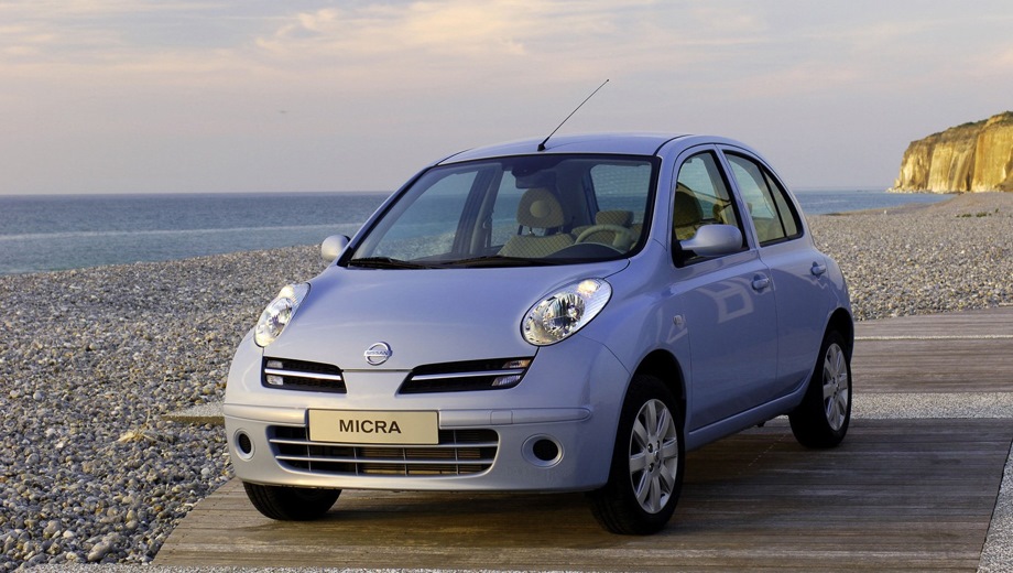 Nissan Micra 5D. Выпускается с 2003 года. Семь базовых комплектаций. Цены от 462 700 до 596 200 руб.Двигатель от 1.2 до 1.4, бензиновый. Привод передний. КПП: механическая и автоматическая.