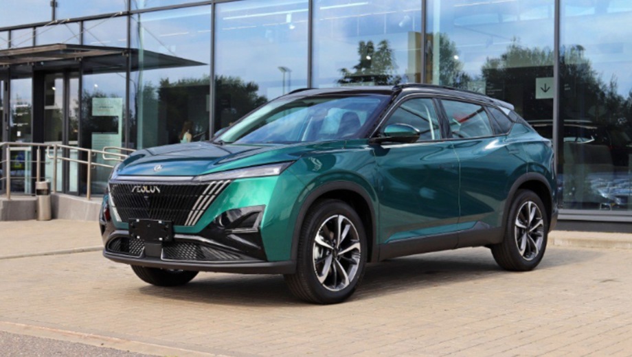 Dongfeng Mage. Выпускается с 2024 года. Две базовые комплектации. Цены от 2 850 000 до 2 950 000 руб.Двигатель 1.5, бензиновый. Привод передний. КПП: роботизированная.