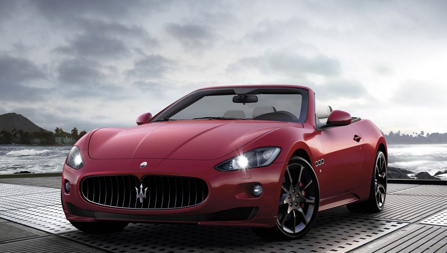 Maserati GranCabrio. Выпускается с 2010 года. Одна базовая комплектация. Цена 16 230 376 руб.Двигатель 4.7, бензиновый. Привод задний. КПП: автоматическая.