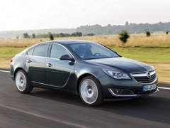 Opel Insignia Hatchback. Выпускается с 2008 года. Две базовые комплектации. Цена пока неизвестна.Двигатель от 1.6 до 2.0, бензиновый. Привод передний и полный. КПП: автоматическая.