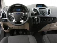 Ford Tourneo Custom. Выпускается с 2012 года. Четыре базовые комплектации. Цены от 2 286 000 до 2 436 000 руб.Двигатель 2.2, дизельный. Привод передний. КПП: механическая.