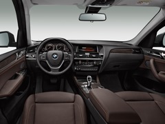 BMW X3 (2010). Выпускается с 2010 года. Семь базовых комплектаций. Цены от 2 780 000 до 3 740 000 руб.Двигатель от 2.0 до 3.0, бензиновый и дизельный. Привод полный. КПП: механическая и автоматическая.