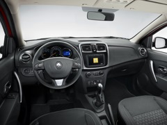 Renault Sandero (2013). Выпускается с 2013 года. Шесть базовых комплектаций. Цены от 534 000 до 767 990 руб.Двигатель 1.6, бензиновый. Привод передний. КПП: механическая и автоматическая.