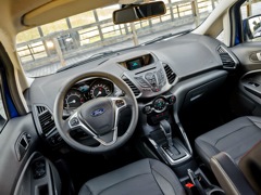 Ford Ecosport (2013). Выпускается с 2013 года. Семь базовых комплектаций. Цены от 1 042 000 до 1 348 000 руб.Двигатель от 1.6 до 2.0, бензиновый. Привод передний и полный. КПП: механическая и роботизированная.
