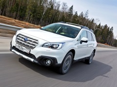 Subaru Outback (2015). Выпускается с 2015 года. Четыре базовые комплектации. Цены от 2 399 000 до 3 299 900 руб.Двигатель от 2.5 до 3.6, бензиновый. Привод полный. КПП: вариатор.