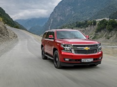 Chevrolet Tahoe (2014). Выпускается с 2014 года. Две базовые комплектации. Цены от 4 990 000 до 5 640 000 руб.Двигатель 6.2, бензиновый. Привод полный. КПП: автоматическая.
