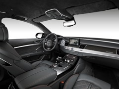 Audi S8 plus. Выпускается с 2015 года. Одна базовая комплектация. Цена 9 280 000 руб.Двигатель 4.0, бензиновый. Привод полный. КПП: автоматическая.