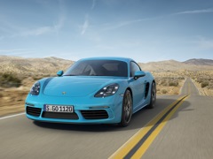 Porsche 718 Cayman. Выпускается с 2016 года. Восемь базовых комплектаций. Цены от 4 910 000 до 8 400 634 руб.Двигатель от 2.0 до 4.0, бензиновый. Привод задний. КПП: механическая и роботизированная.