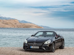 Mercedes-Benz SLC AMG 43. Выпускается с 2015 года. Одна базовая комплектация. Цена 4 790 000 руб.Двигатель 3.0, бензиновый. Привод задний. КПП: автоматическая.