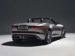 Jaguar F-Type (2013). Выпускается с 2013 года. Двенадцать базовых комплектаций. Цены от 5 499 000 до 11 348 000 руб.Двигатель от 2.0 до 5.0, бензиновый. Привод задний и полный. КПП: автоматическая.