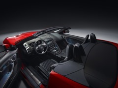 Jaguar F-Type (2013). Выпускается с 2013 года. Двенадцать базовых комплектаций. Цены от 5 499 000 до 11 348 000 руб.Двигатель от 2.0 до 5.0, бензиновый. Привод задний и полный. КПП: автоматическая.