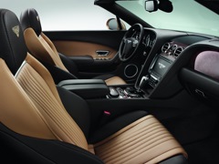 Bentley Continental GTC (2011). Выпускается с 2011 года. Четыре базовые комплектации. Цены от 13 981 300 до 17 297 900 руб.Двигатель от 4.0 до 6.0, бензиновый. Привод полный. КПП: автоматическая.