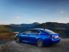 Lexus GS F. Выпускается с 2015 года. Одна базовая комплектация. Цена 6 445 000 руб.Двигатель 5.0, бензиновый. Привод задний. КПП: автоматическая.