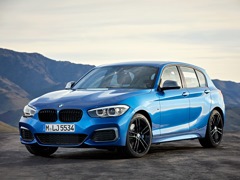 BMW 1 Series 5D. Выпускается с 2011 года. Шесть базовых комплектаций. Цены от 1 600 000 до 2 920 000 руб.Двигатель от 1.5 до 3.0, бензиновый и дизельный. Привод задний и полный. КПП: механическая и автоматическая.