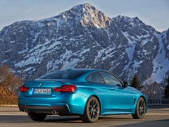 BMW 4 Series (2013). Выпускается с 2013 года. Три базовые комплектации. Цены от 3 170 000 до 3 380 000 руб.Двигатель 2.0, бензиновый и дизельный. Привод полный. КПП: автоматическая.