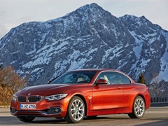 BMW 4 Series Convertible. Выпускается с 2013 года. Четыре базовые комплектации. Цены от 2 930 000 до 3 680 000 руб.Двигатель от 2.0 до 3.0, дизельный и бензиновый. Привод задний и полный. КПП: автоматическая.