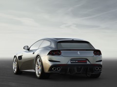Ferrari GTC4Lusso. Выпускается с 2016 года. Две базовые комплектации. Цены от 20 000 000 до 24 000 000 руб.Двигатель от 3.9 до 6.3, бензиновый. Привод задний и полный. КПП: роботизированная.
