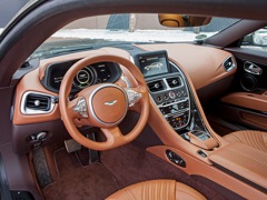 Aston Martin DB11 Coupe. Выпускается с 2016 года. Две базовые комплектации. Цены от 17 800 000 до 21 000 000 руб.Двигатель от 4.0 до 5.2, бензиновый. Привод задний. КПП: автоматическая.