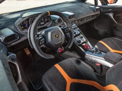 Lamborghini Huracan Performante. Выпускается с 2014 года. Одна базовая комплектация. Цена 16 057 995 руб.Двигатель 5.2, бензиновый. Привод полный. КПП: роботизированная.