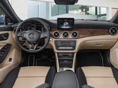Mercedes-Benz CLA Shooting Brake. Выпускается с 2015 года. Две базовые комплектации. Цена 2 860 000 руб.Двигатель 2.0, бензиновый. Привод полный. КПП: роботизированная.