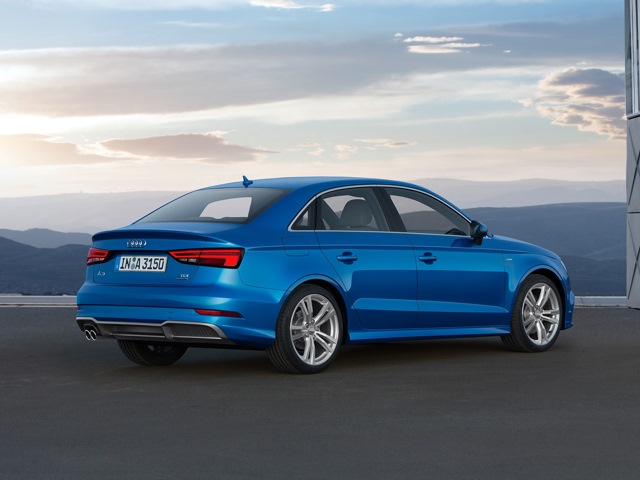 Audi A3 Sedan 2016 sport 2.0 TFSI 7AMT quattro
