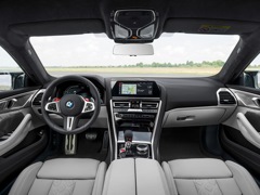 BMW M8 Gran Coupe. Выпускается с 2019 года. Две базовые комплектации. Цены от 11 330 000 до 13 160 000 руб.Двигатель 4.4, бензиновый. Привод полный. КПП: автоматическая.