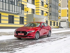 Mazda 3 Sedan. Выпускается с 2019 года. Одна базовая комплектация. Цена 1 603 000 руб.Двигатель 1.5, бензиновый. Привод передний. КПП: автоматическая.