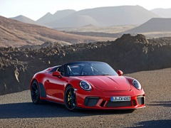 Porsche 911 Speedster. Выпускается с 2019 года. Одна базовая комплектация. Цена 21 681 000 руб.Двигатель 4.0, бензиновый. Привод задний. КПП: механическая.