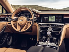 Bentley Flying Spur. Выпускается с 2019 года. Одна базовая комплектация. Цена 15 804 000 руб.Двигатель 6.0, бензиновый. Привод полный. КПП: роботизированная.