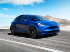 Tesla Model Y. Выпускается с 2020 года. Четыре базовые комплектации. Цены от 3 120 000 до 6 450 000 руб.Привод задний и полный. КПП: автоматическая.