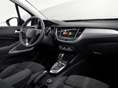 Opel Crossland. Выпускается с 2020 года. Четыре базовые комплектации. Цены от 1 699 000 до 2 149 000 руб.Двигатель 1.2, бензиновый. Привод передний. КПП: автоматическая.