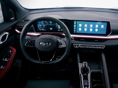Geely Coolray. Выпускается с 2023 года. Четыре базовые комплектации. Цены от 2 799 190 до 3 139 190 руб.Двигатель 1.5, бензиновый. Привод передний. КПП: роботизированная.