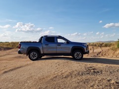 Changan Hunter Plus. Выпускается с 2023 года. Одна базовая комплектация. Цена 3 739 900 руб.Двигатель 2.0, бензиновый. Привод полный. КПП: автоматическая.