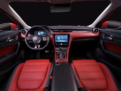 MG MG6. Выпускается с 2017 года. Две базовые комплектации. Цены от 2 899 000 до 2 999 000 руб.Двигатель 1.5, бензиновый. Привод передний. КПП: роботизированная.