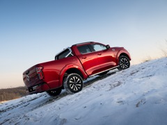 Great Wall Poer. Выпускается с 2024 года. Три базовые комплектации. Цены от 3 799 000 до 4 099 000 руб.Двигатель от 2.0 до 2.4, бензиновый и дизельный. Привод полный. КПП: автоматическая.