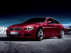 BMW M6 Coupe (2004). Выпускается с 2004 года. Одна базовая комплектация. Цена 6 461 000 руб.Двигатель 5.0, бензиновый. Привод задний. КПП: автоматическая.