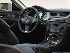 Mercedes-Benz CLS 63 AMG (2004). Выпускается с 2004 года. Одна базовая комплектация. Цена 6 400 000 руб.Двигатель 6.2, бензиновый. Привод задний. КПП: автоматическая.