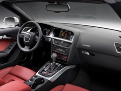 Audi A5 Cabriolet. Выпускается с 2008 года. Шесть базовых комплектаций. Цены от 2 580 000 до 3 645 000 руб.Двигатель от 1.8 до 3.0, бензиновый. Привод передний и полный. КПП: механическая, вариатор и роботизированная.