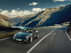 Porsche 911 Turbo Cabriolet (997) (2004). Выпускается с 2004 года. Две базовые комплектации. Цены от 8 277 000 до 9 520 000 руб.Двигатель 3.8, бензиновый. Привод полный. КПП: механическая и роботизированная.