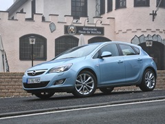 Opel Astra. Выпускается с 2010 года. Семь базовых комплектаций. Цена пока неизвестна.Двигатель от 1.4 до 1.6, бензиновый. Привод передний. КПП: автоматическая и механическая.