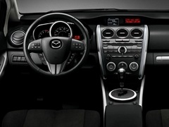 Mazda CX-7. Выпускается с 2006 года. Три базовые комплектации. Цены от 1 184 000 до 1 479 000 руб.Двигатель от 2.3 до 2.5, бензиновый. Привод передний и полный. КПП: автоматическая.