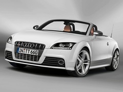 Audi TTS Roadster. Выпускается с 2006 года. Две базовые комплектации. Цены от 2 437 700 до 2 507 700 руб.Двигатель 2.0, бензиновый. Привод полный. КПП: механическая и роботизированная.
