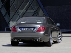 Mercedes-Benz CL 63 AMG. Выпускается с 2006 года. Одна базовая комплектация. Цена 8 100 000 руб.Двигатель 5.5, бензиновый. Привод задний. КПП: автоматическая.