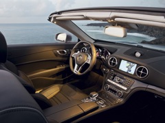 Mercedes-Benz SL 63 AMG. Выпускается с 2012 года. Одна базовая комплектация. Цена 11 150 000 руб.Двигатель 5.5, бензиновый. Привод задний. КПП: автоматическая.