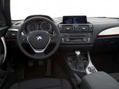 BMW 1 Series 3D. Выпускается с 2012 года. Шесть базовых комплектаций. Цены от 895 000 до 2 050 000 руб.Двигатель от 1.6 до 3.0, бензиновый и дизельный. Привод задний и полный. КПП: механическая и автоматическая.