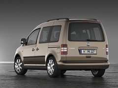 Volkswagen Caddy Life (2010). Выпускается с 2010 года. Двадцать семь базовых комплектаций. Цены от 738 800 до 1 402 400 руб.Двигатель от 1.2 до 2.0, бензиновый и дизельный. Привод передний и полный. КПП: механическая и роботизированная.