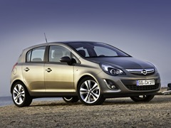 Opel Corsa 5D. Выпускается с 2006 года. Шесть базовых комплектаций. Цены от 560 000 до 705 000 руб.Двигатель от 1.2 до 1.4, бензиновый. Привод передний. КПП: механическая, роботизированная и автоматическая.