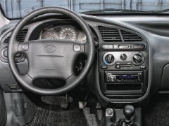 ZAZ Chance hatchback. Выпускается с 2010 года. Девять базовых комплектаций. Цена пока неизвестна.Двигатель от 1.3 до 1.5, бензиновый. Привод передний. КПП: механическая и автоматическая.