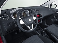 SEAT Ibiza ST. Выпускается с 2010 года. Восемь базовых комплектаций. Марка официально не представлена на российском рынке.Двигатель от 1.2 до 1.6, бензиновый. Привод передний. КПП: механическая и роботизированная.